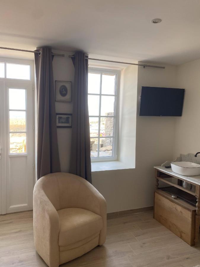 La Maison Du Vieux Port 플라맹빌 외부 사진